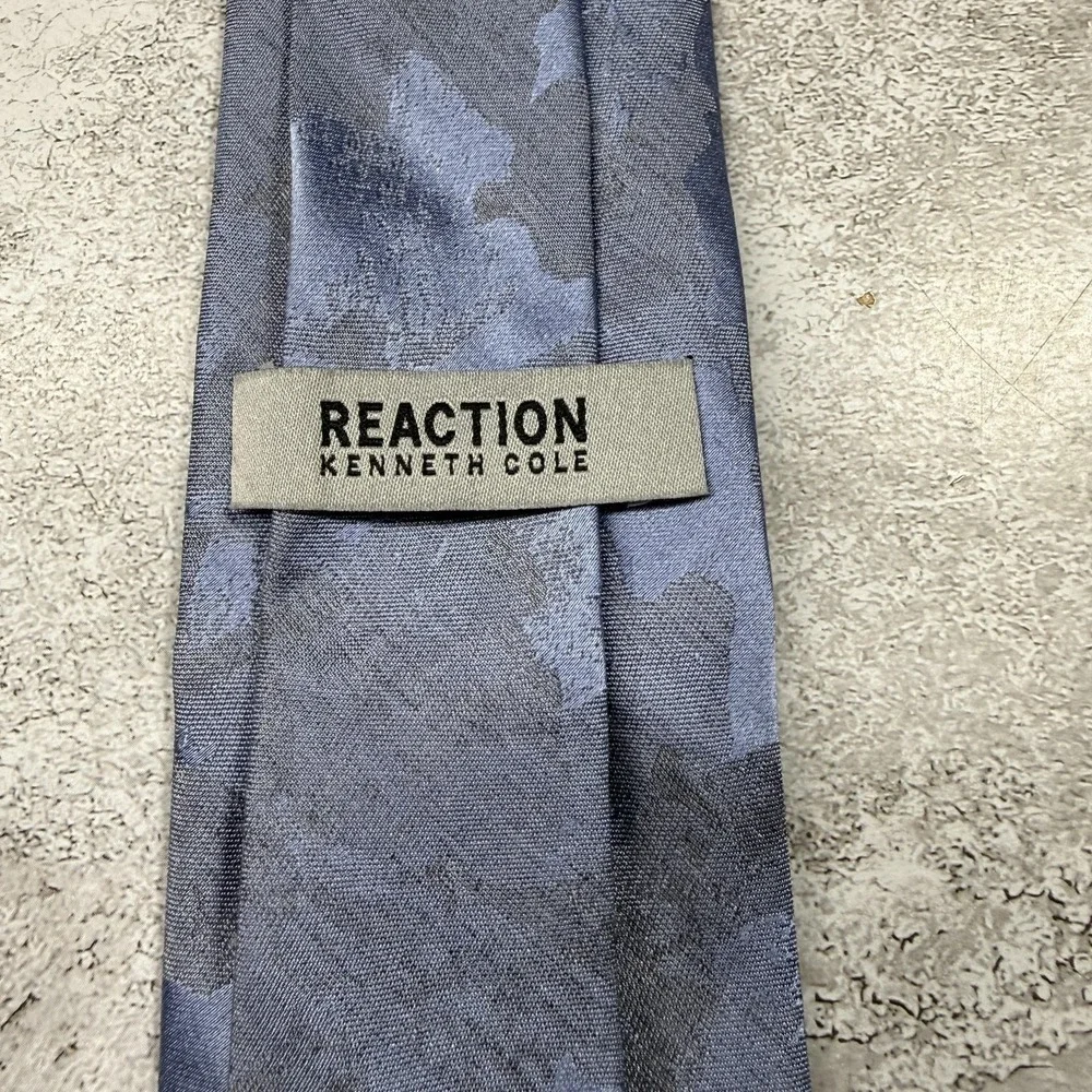 Kenneth Cole Reaction Tie Mens One Size Blue Woven Camouflage Silk Blend Necktie